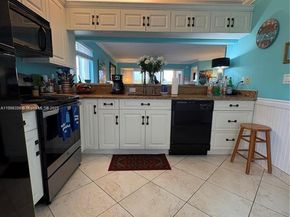 275 Palm Ave B201, Jupiter FL 33477