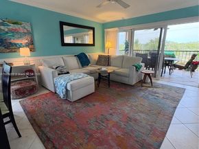 275 Palm Ave B201, Jupiter FL 33477