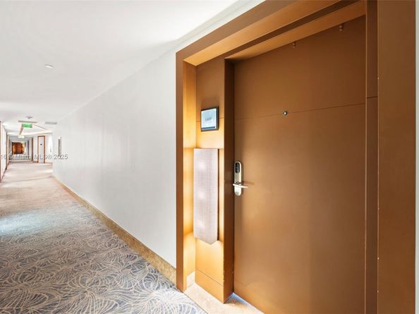 6801 Collins Ave Door1409 (deed 1401), Miami Beach FL 33141