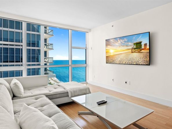 6801 Collins Ave Door1409 (deed 1401), Miami Beach FL 33141