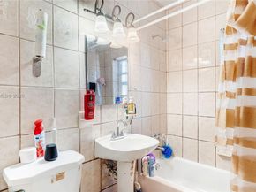 14421 Harrison St, Miami FL 33176