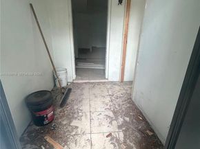 2281 NW 153rd St, Miami Gardens FL 33054