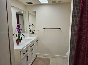 1103 NW 58th Ter 321, Sunrise FL 33313