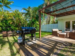 7475 SW 134th St, Pinecrest FL 33156