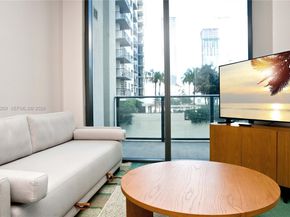 11 NE 6th St 1109, Miami FL 33132