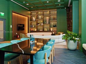 11 NE 6th St 1109, Miami FL 33132