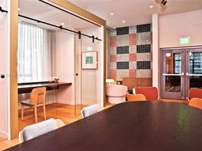 11 NE 6th St 1109, Miami FL 33132