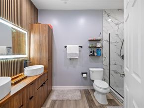 8780 NW 116th Path, Doral FL 33178