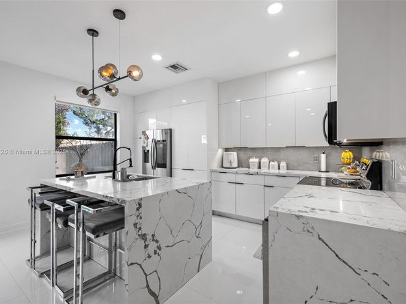 8780 NW 116th Path, Doral FL 33178