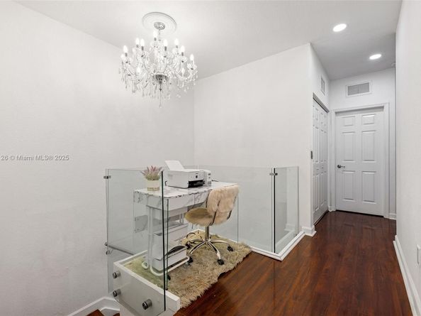 8780 NW 116th Path, Doral FL 33178