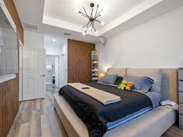 8780 NW 116th Path, Doral FL 33178