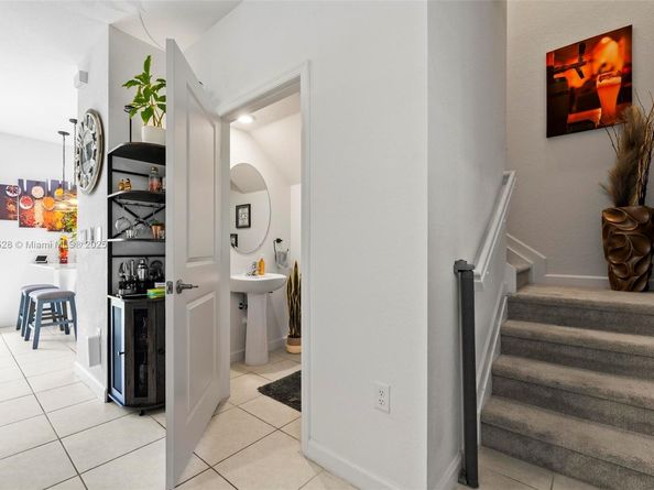 12625 NW 23rd Pl, Miami FL 33167