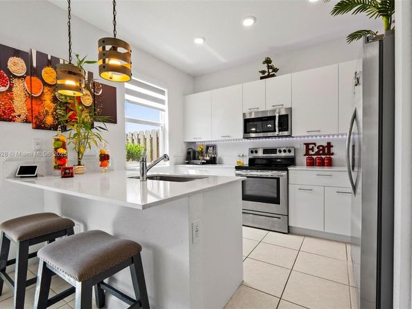 12625 NW 23rd Pl, Miami FL 33167