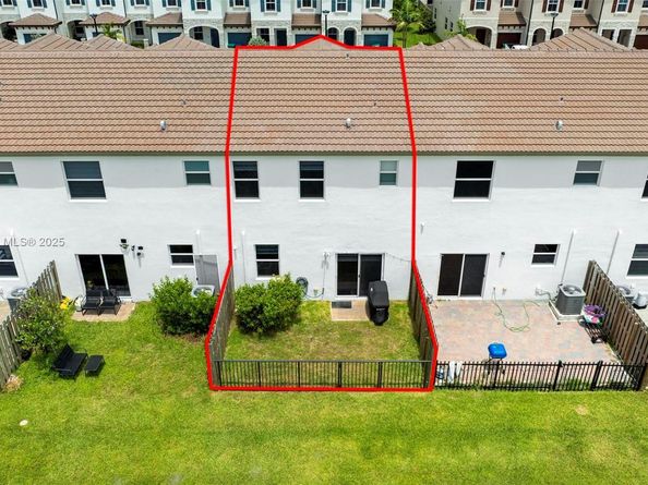 12625 NW 23rd Pl, Miami FL 33167