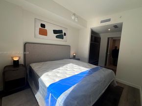 1611 SW 2nd Av 306, Miami FL 33129