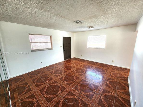 321 SW 1st Ct K5, Pompano Beach FL 33060