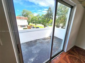 321 SW 1st Ct K5, Pompano Beach FL 33060