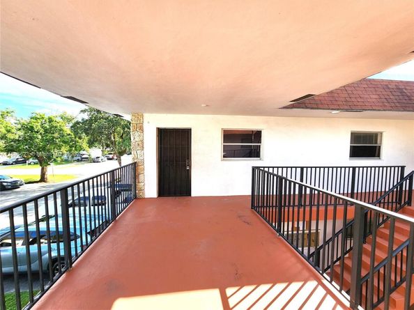 321 SW 1st Ct K5, Pompano Beach FL 33060