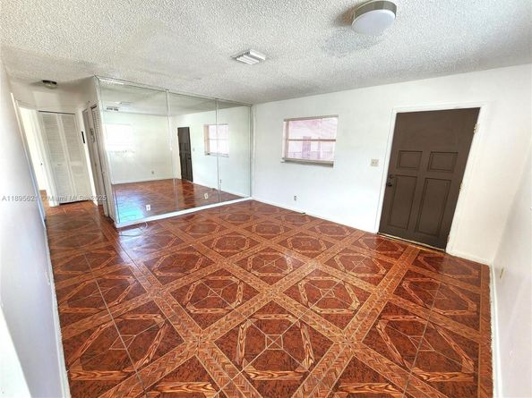 321 SW 1st Ct K5, Pompano Beach FL 33060