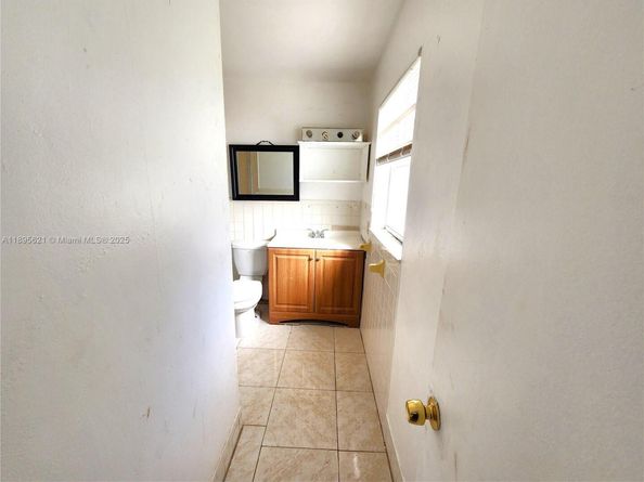 321 SW 1st Ct K5, Pompano Beach FL 33060