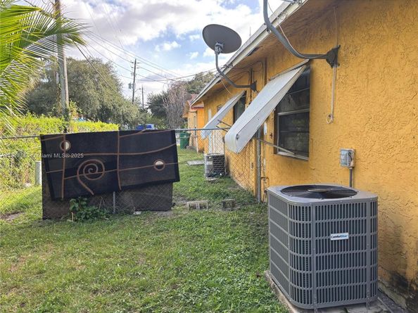 3691 SW 60th Ter, Miramar FL 33023