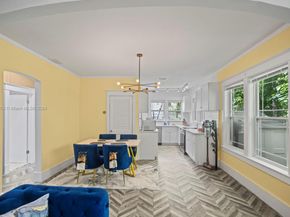 46 NE 43rd St, Miami FL 33137