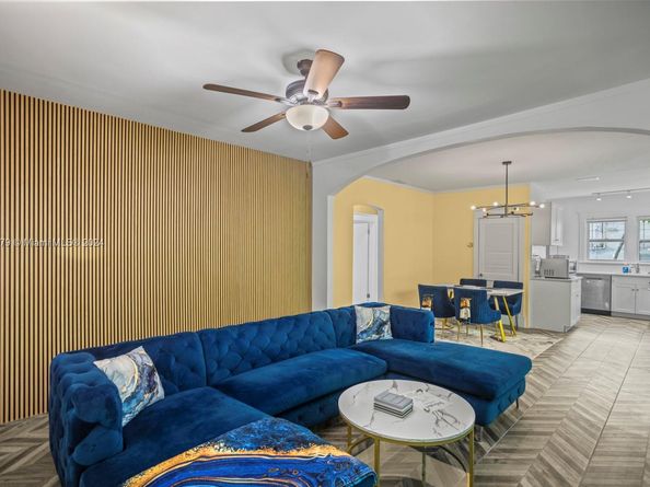 46 NE 43rd St, Miami FL 33137