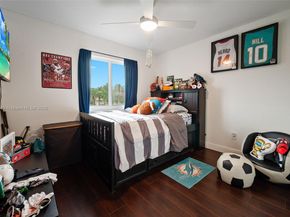 1611 SW 158th Ave, Pembroke Pines FL 33027