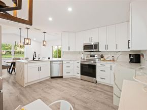 1611 SW 158th Ave, Pembroke Pines FL 33027