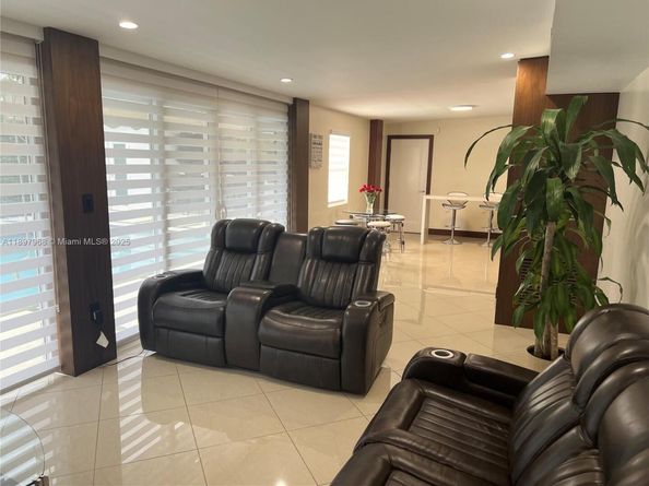 3530 SW 126th Ave, Miami FL 33175