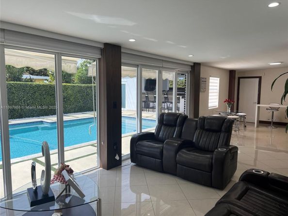 3530 SW 126th Ave, Miami FL 33175
