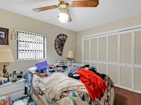 6811 Thomas St, Hollywood FL 33024