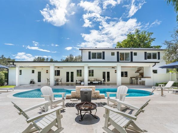 7425 SW 115th St, Pinecrest FL 33156
