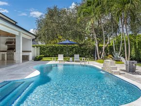 7425 SW 115th St, Pinecrest FL 33156