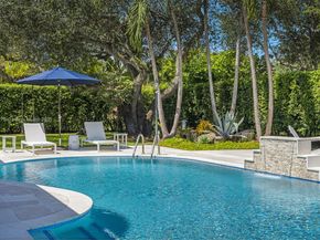 7425 SW 115th St, Pinecrest FL 33156