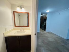 4086 N Pine Island Rd 508, Sunrise FL 33351