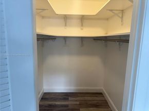 9869 NW 52nd Ter, Doral FL 33178