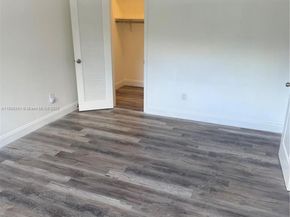 9869 NW 52nd Ter, Doral FL 33178