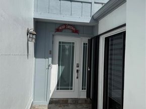 9869 NW 52nd Ter, Doral FL 33178