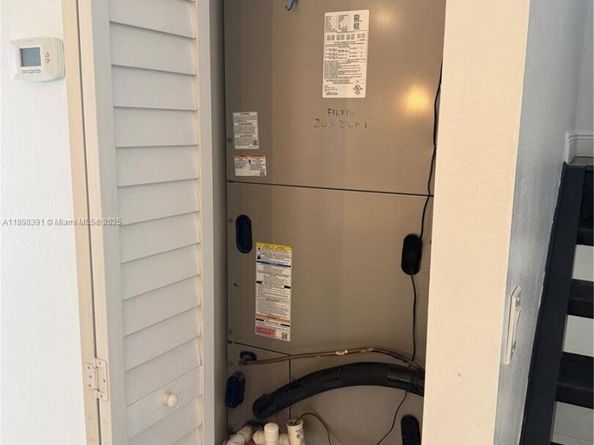 9869 NW 52nd Ter, Doral FL 33178