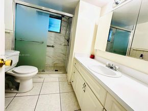 1690 NE 191st St 3051, Miami FL 33179