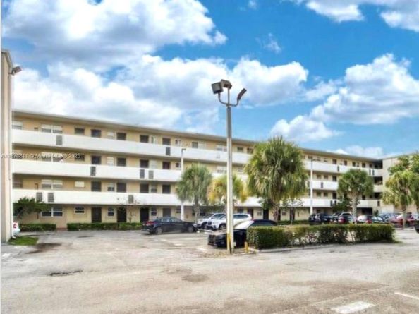 1690 NE 191st St 3051, Miami FL 33179