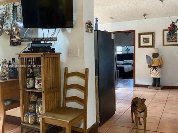8550 Miller Dr, Miami FL 33155