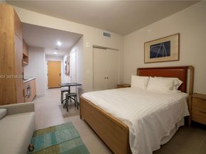 11 NE 6TH 1908, Miami FL 33132