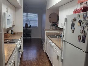 11700 SW 2 13307, Pembroke Pines FL 33025