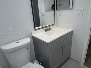 11700 SW 2 13307, Pembroke Pines FL 33025