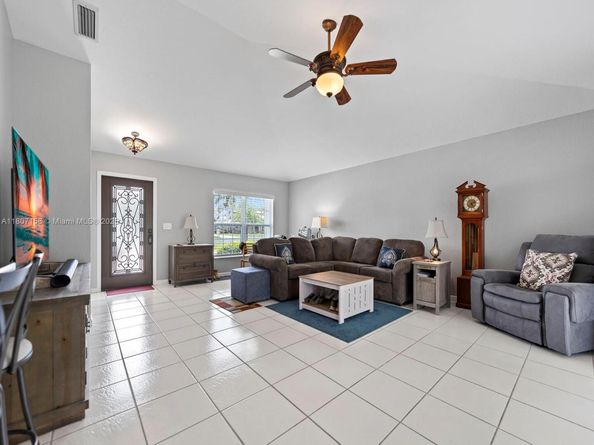 2703 Augusta Dr, Homestead FL 33035