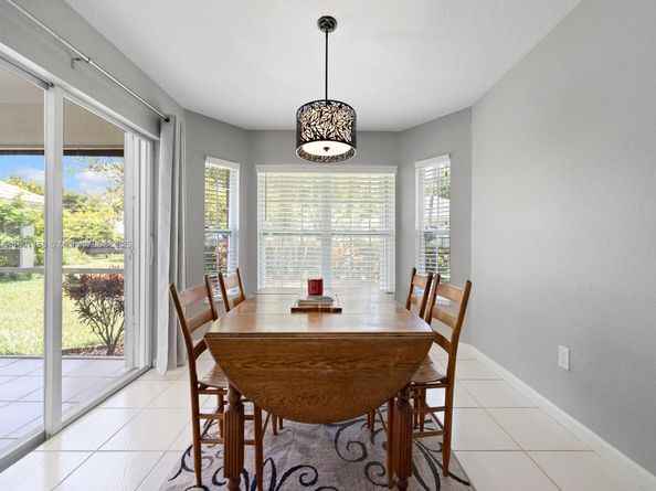 2703 Augusta Dr, Homestead FL 33035