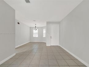 8450 NW 113th Psge, Doral FL 33178