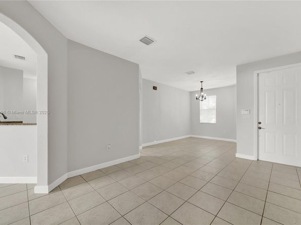 8450 NW 113th Psge, Doral FL 33178